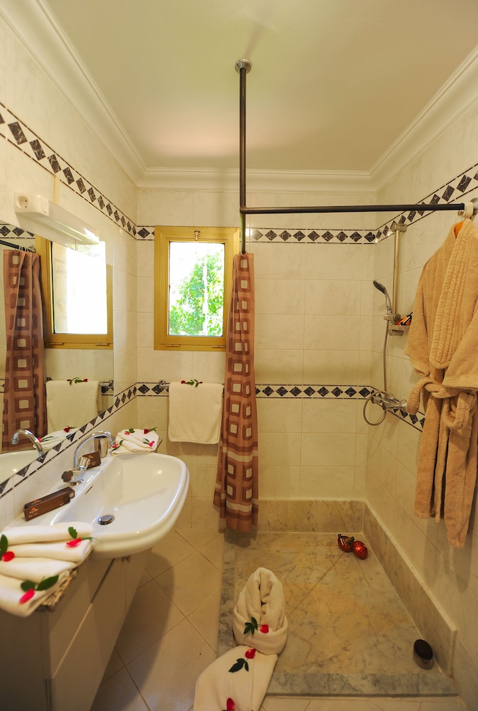 Appart Hotel Amina 55/59