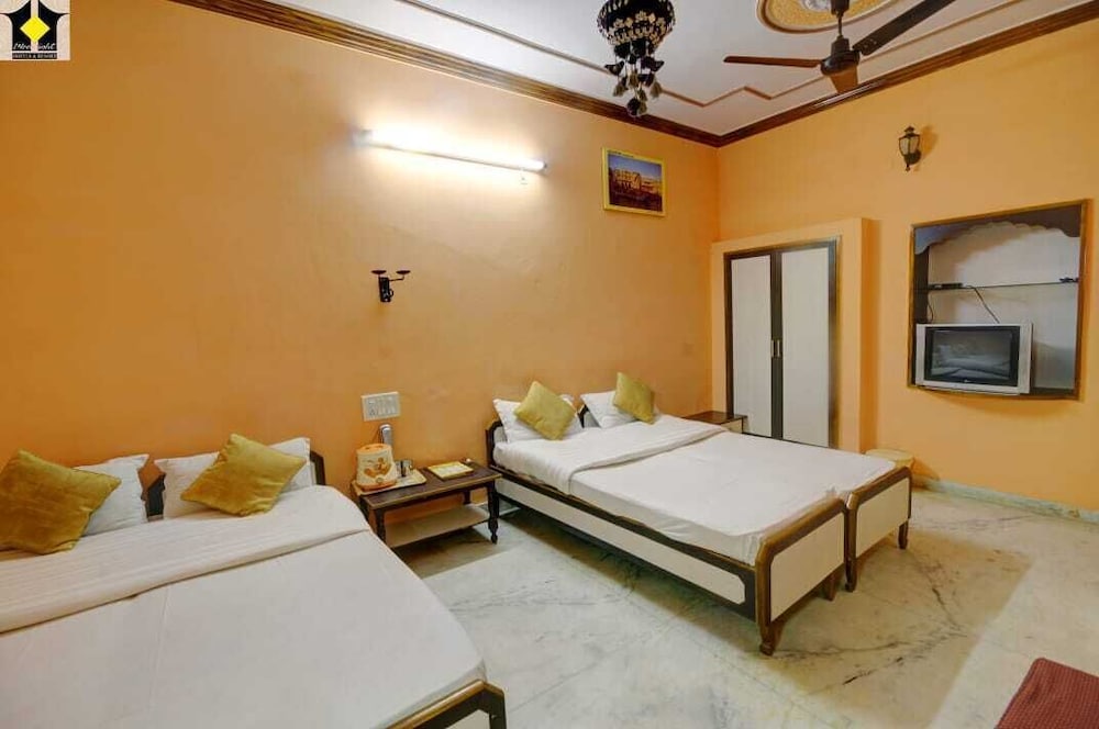 Hotel Jaisal Palace 13/42