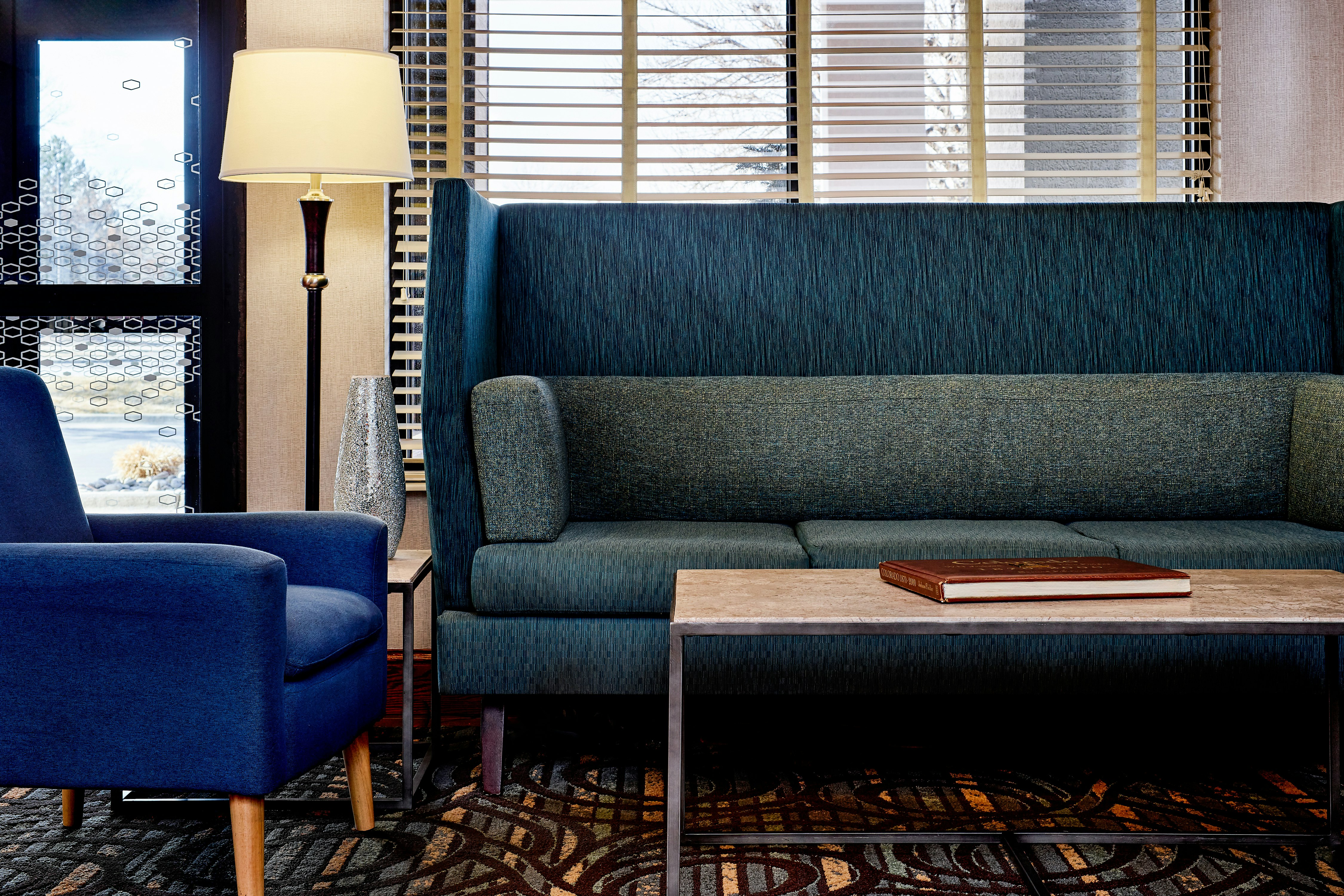 Hampton Inn Longmont 25/46
