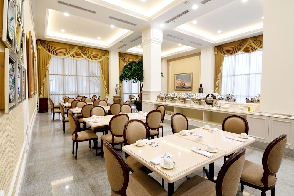 Mahkota Hotel Singkawang 13/20