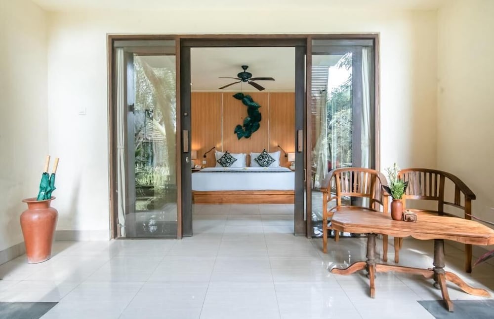 Bucu View Resort 3/50