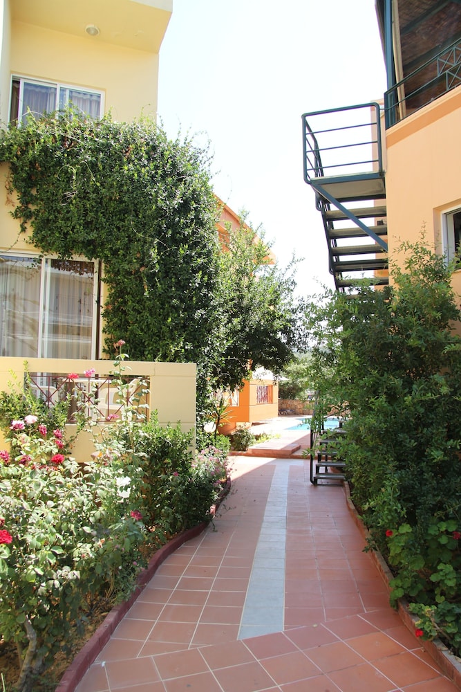 Hotel Elotia 27/30