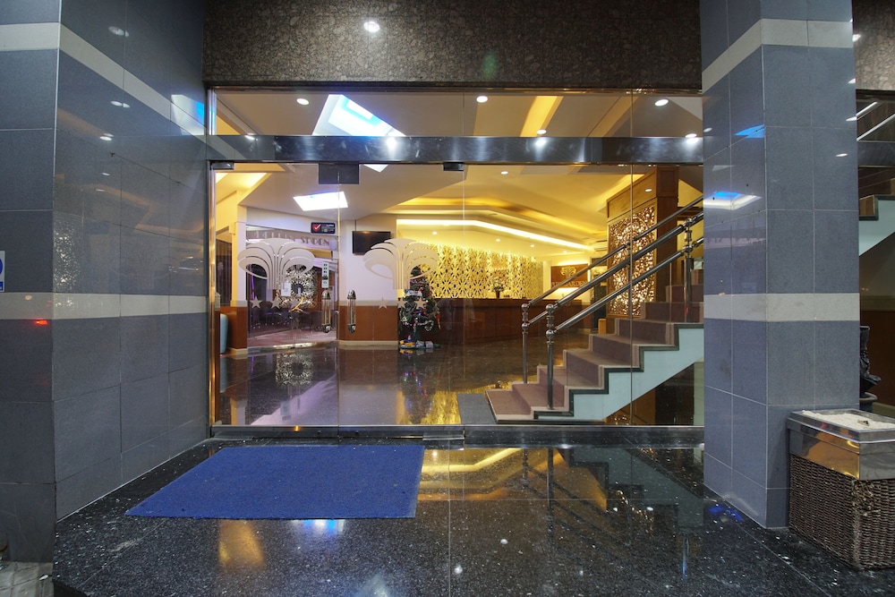 Hotel New Puri Garden Bandara Semarang 5/44