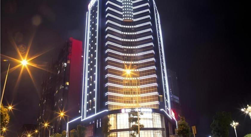 Echarm Hotel Huaihua Hexi Longping Guoji 7/50