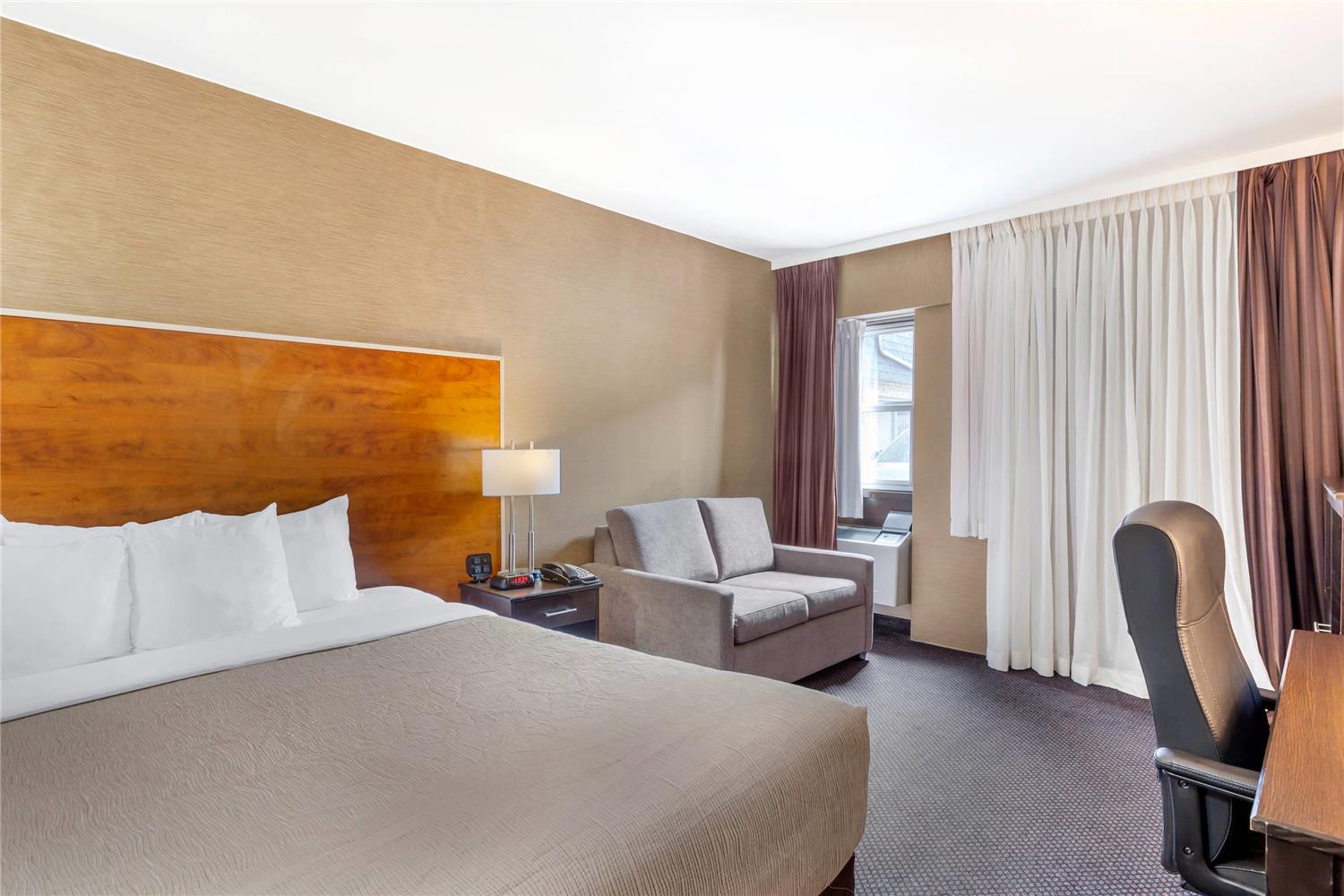 Room, King Bed
