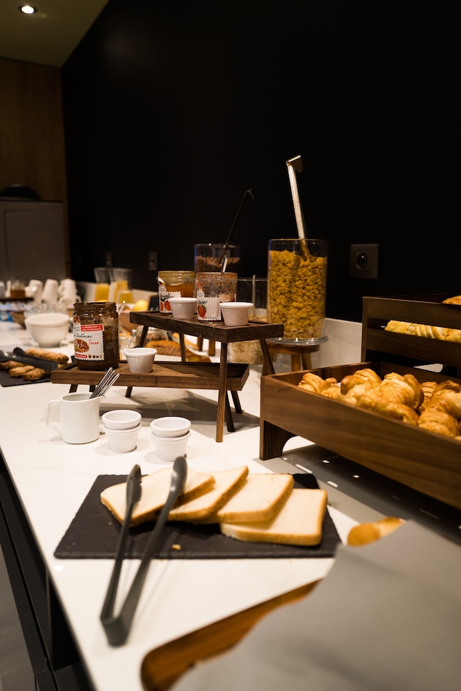 Hotel Campanile Montpellier Centre St Roch 57/62