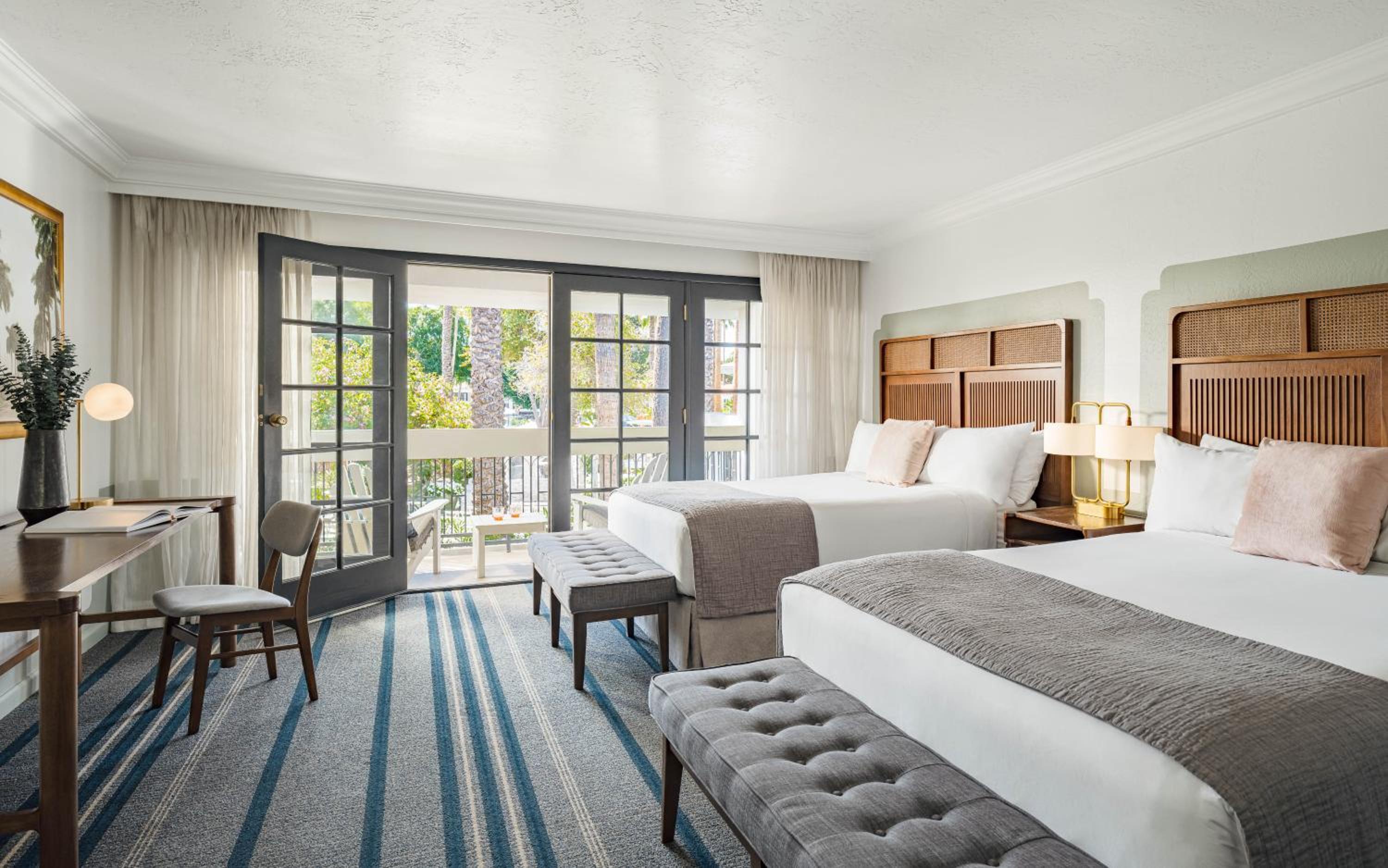 Room, 2 Queen Beds, Lagoon View
