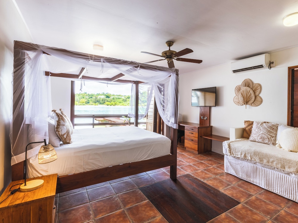 STUDIO, SUITE, OCEAN FRONT, BAY VIEW