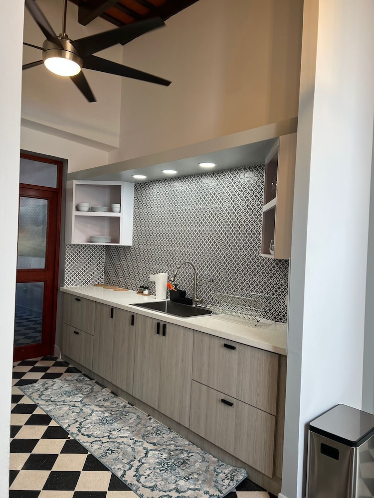 Old San Juan Rentals 8/50
