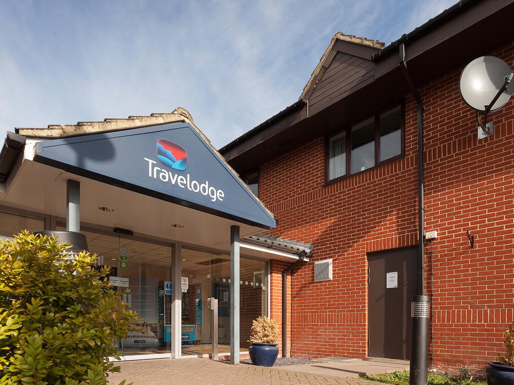 Travelodge Newbury Tot Hill 2/27