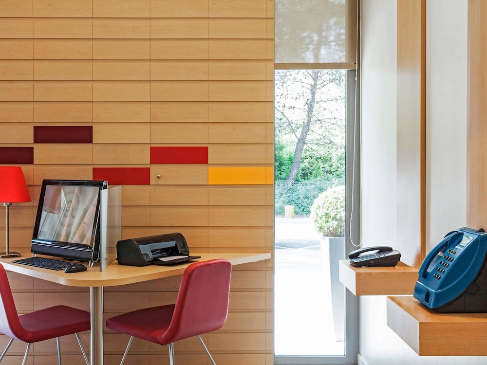 Ibis Barcelona Mollet 68/76