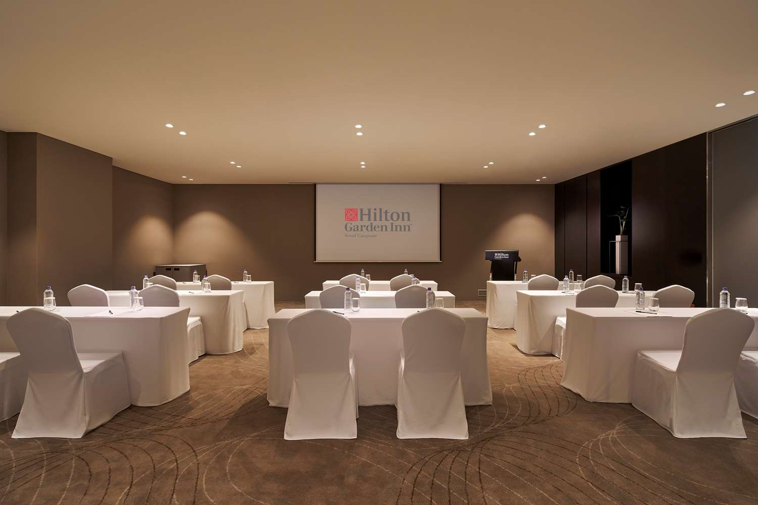 Hilton Garden Inn Seoul 40/44