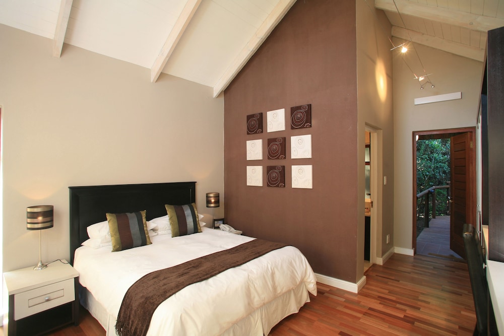 Boardwalk Lodge 17/50