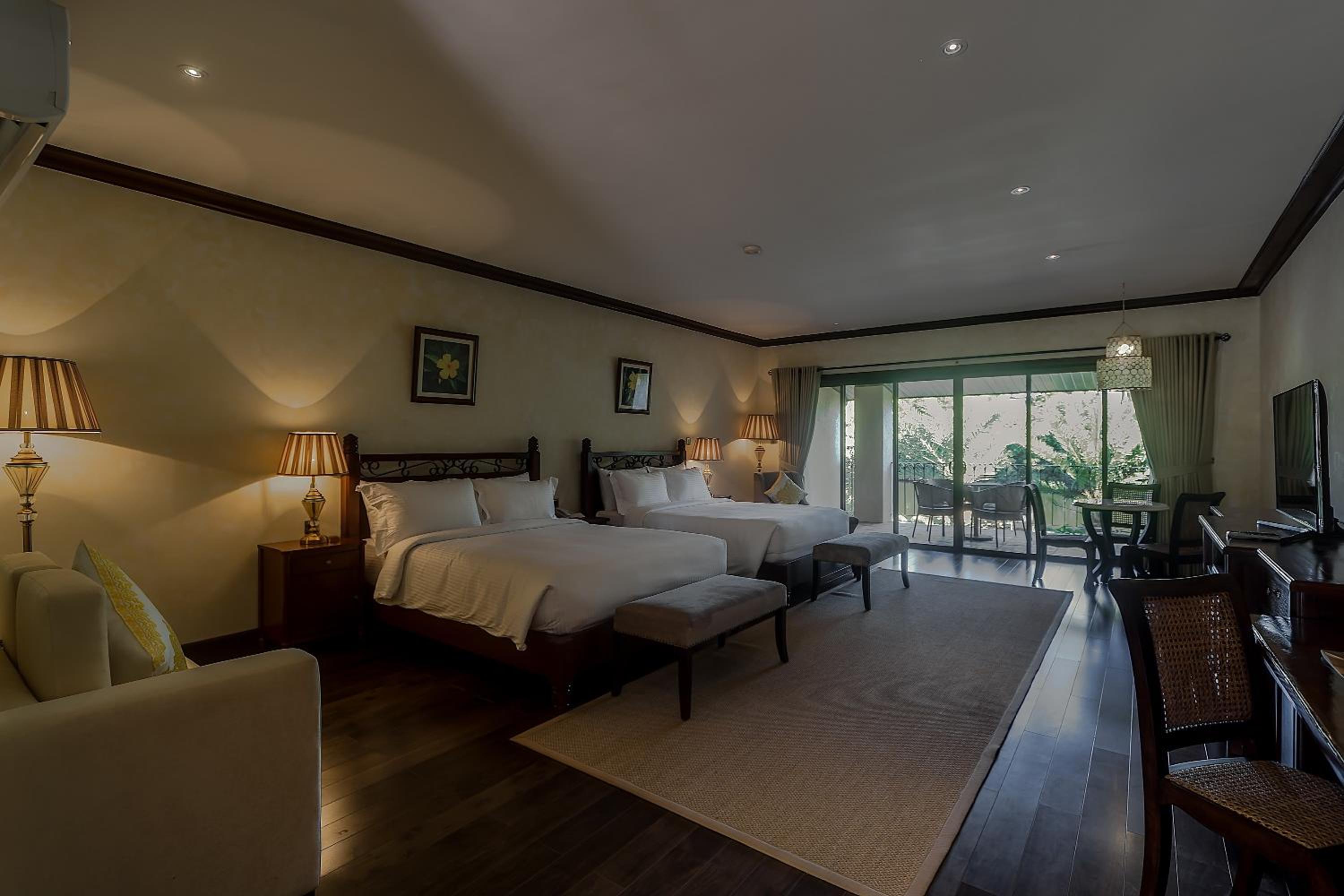 Room, 2 Queen Beds, Lagoon View