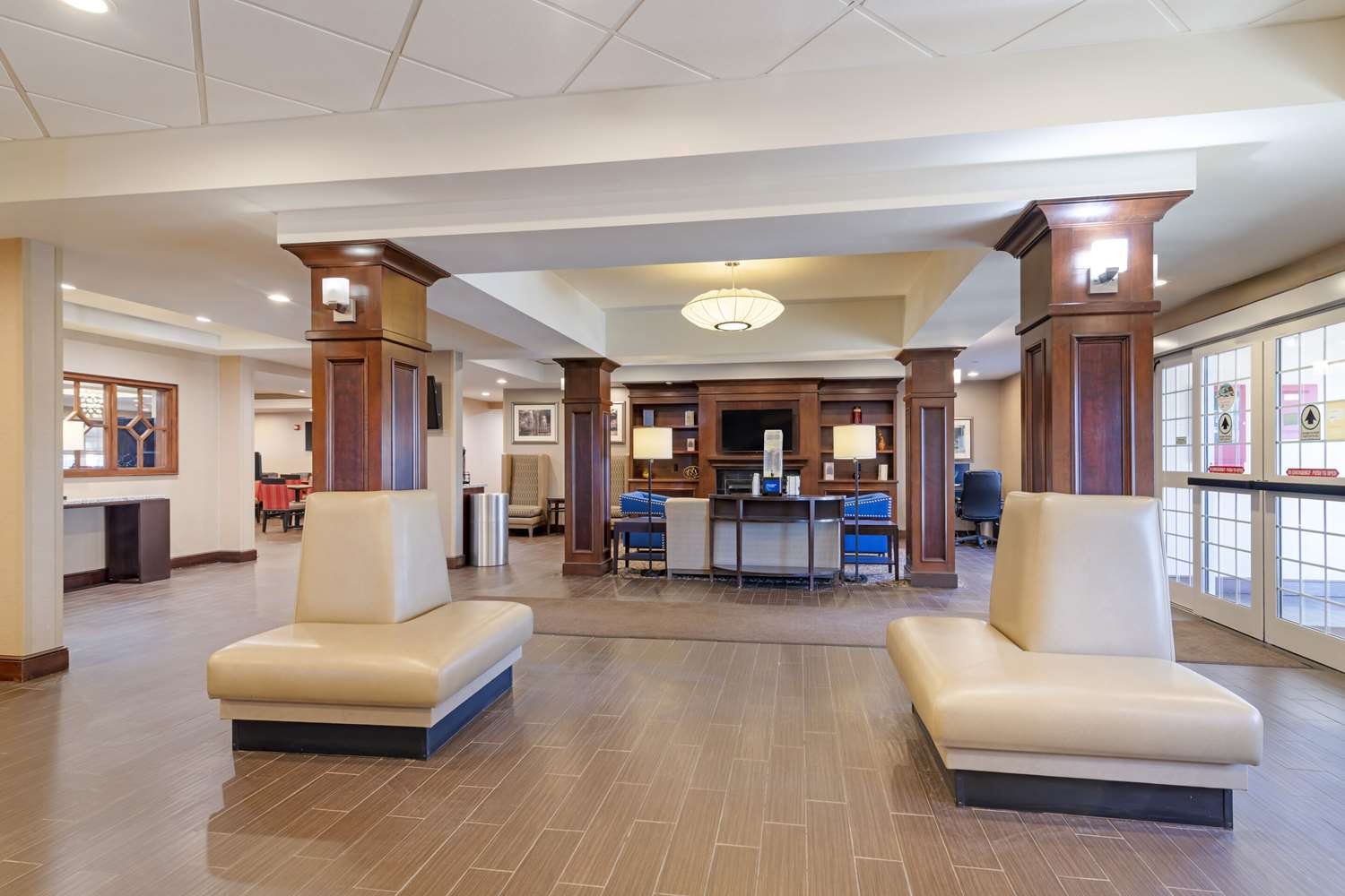 Comfort Inn and Suites Dover-Portsmouth 6/46