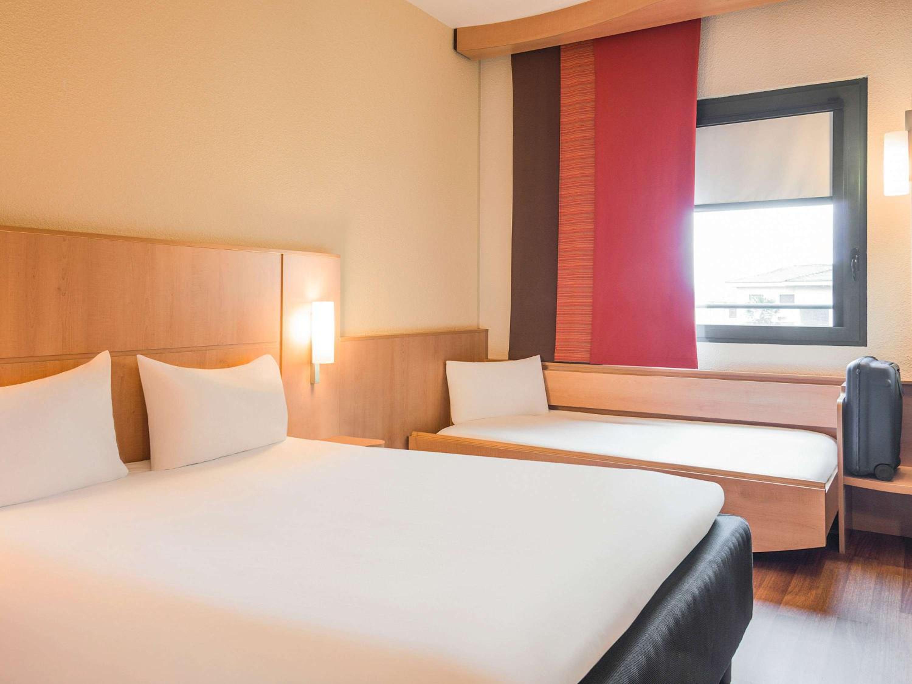 Premium, King Bed