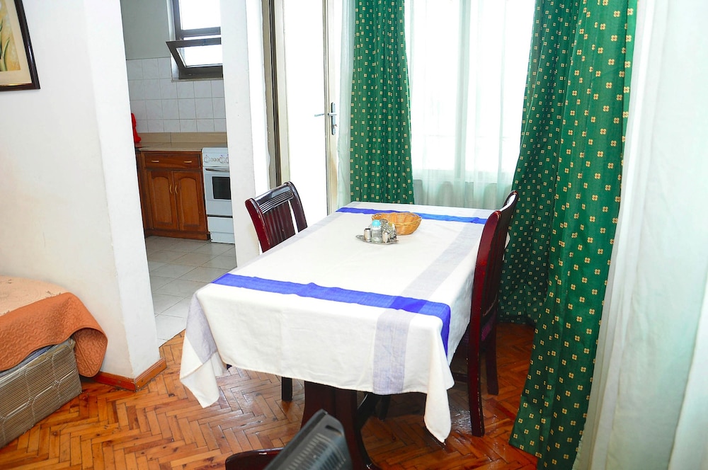 Yeka Guest House 11/36