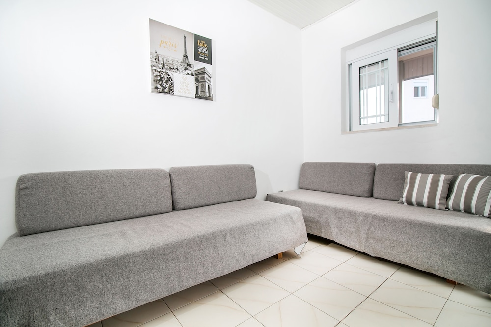 Platoni Elite Apartments 23/50