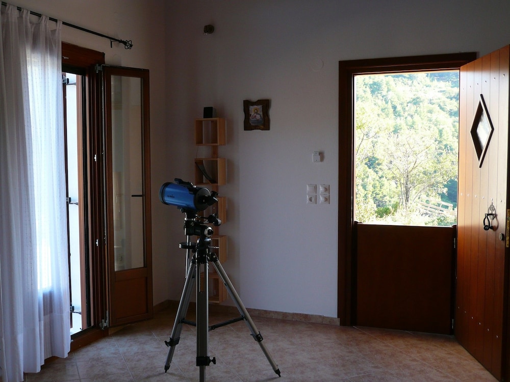 Skopelos Country Villas 24/48