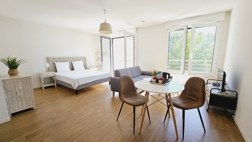 Zenao Appart'hotel Nevers 20/63