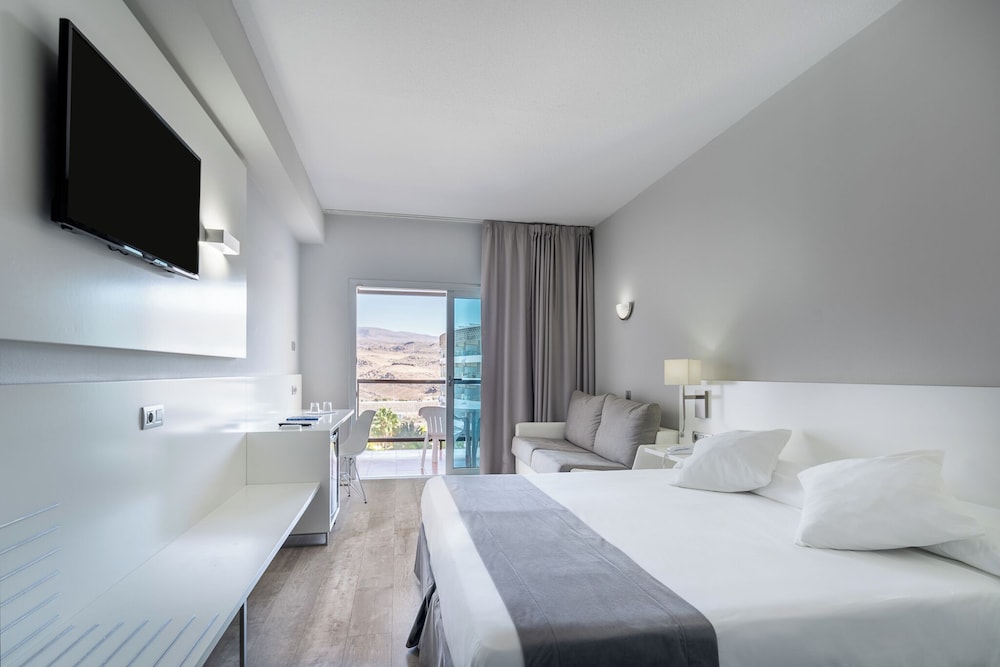 Caserio Hotel 16/55