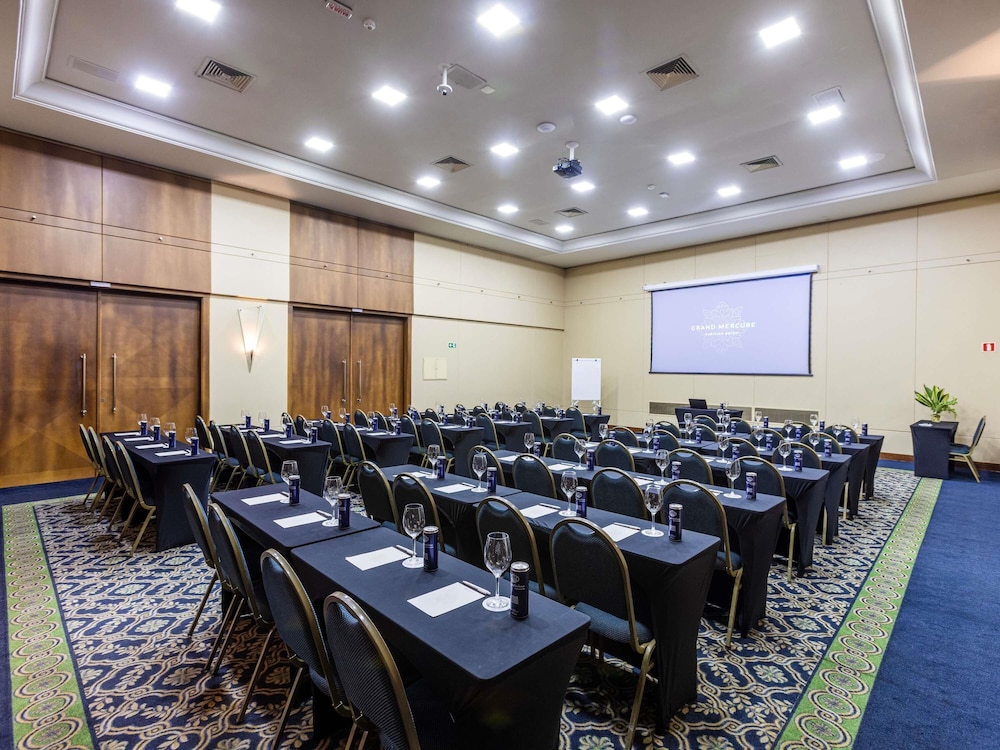 Grand Mercure Curitiba Rayon 43/50