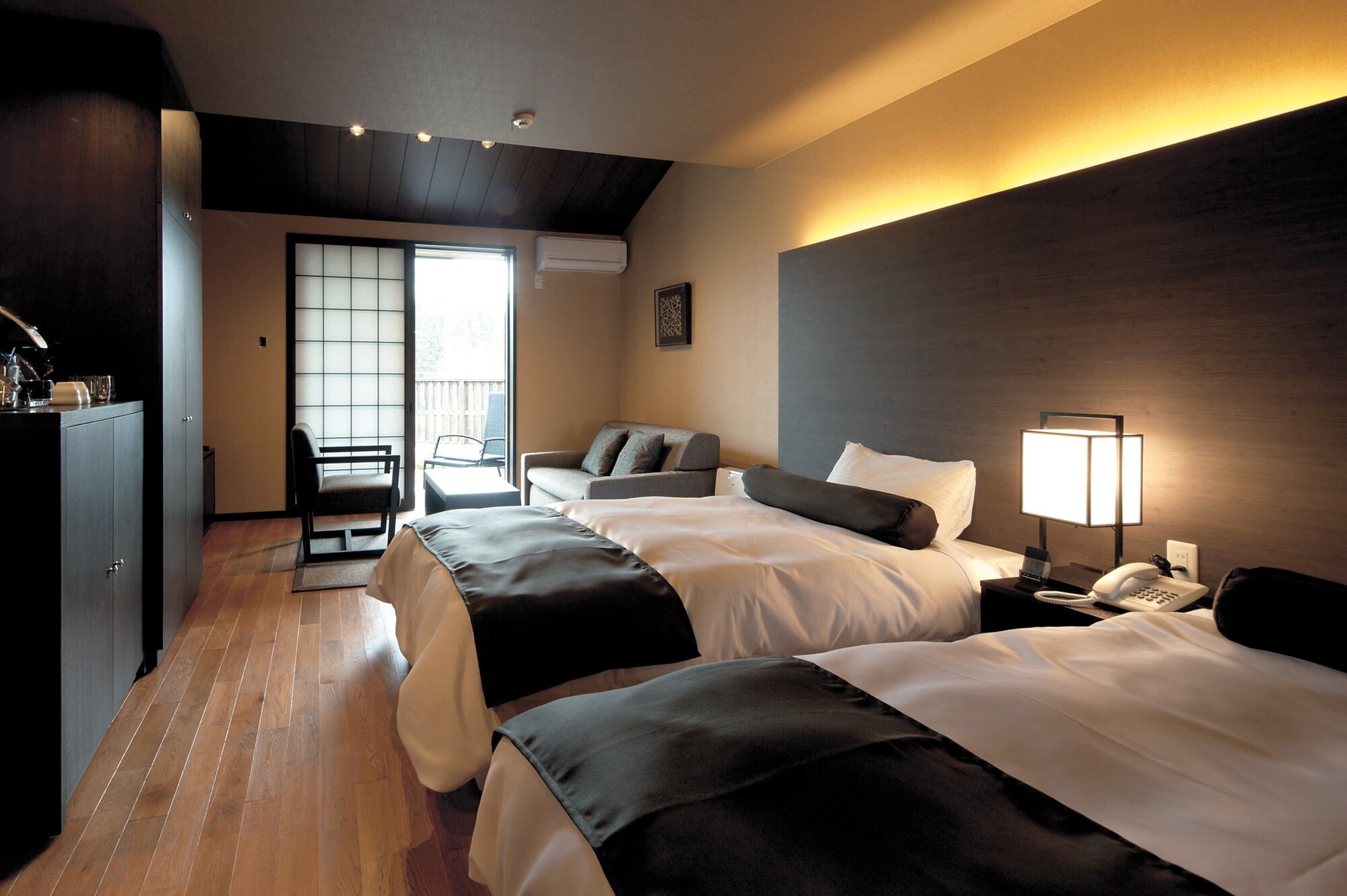 ROOM, 2 SEMI DOUBLE BEDS, OUTDOOR BATH