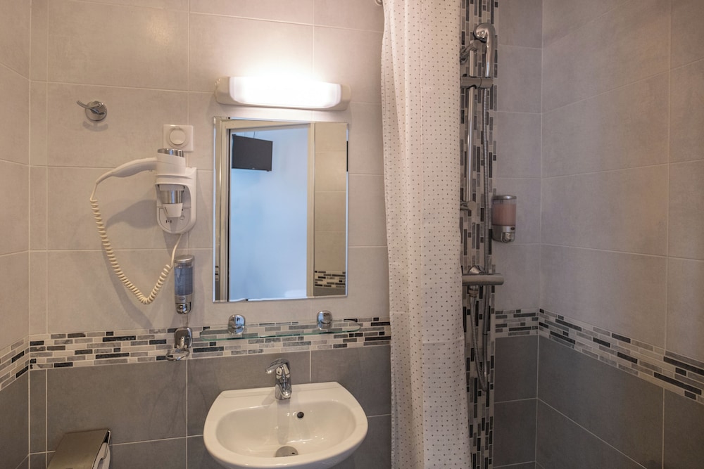 Hotel Luxor 40/42