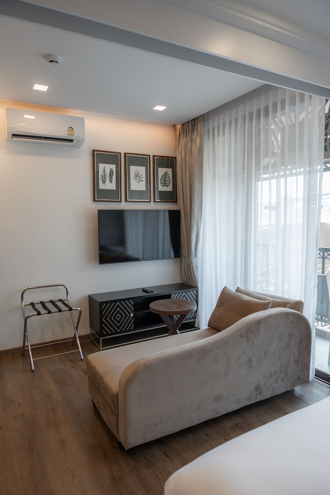 The Proud Karon Beach Phuket Trademark Collection By Wyndham 42/51
