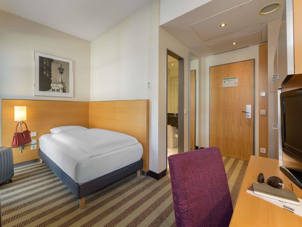 Mercure Hotel Aachen am Dom 28/66