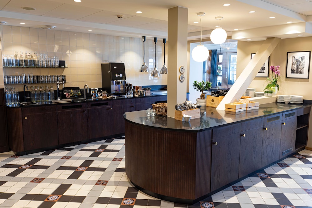 Mercure Gothenburg 5/48