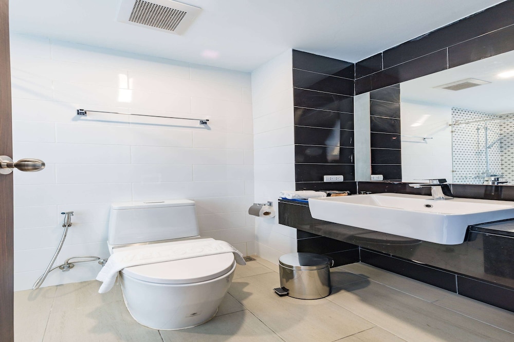 Wyndham Royal Lee Phuket 57/57