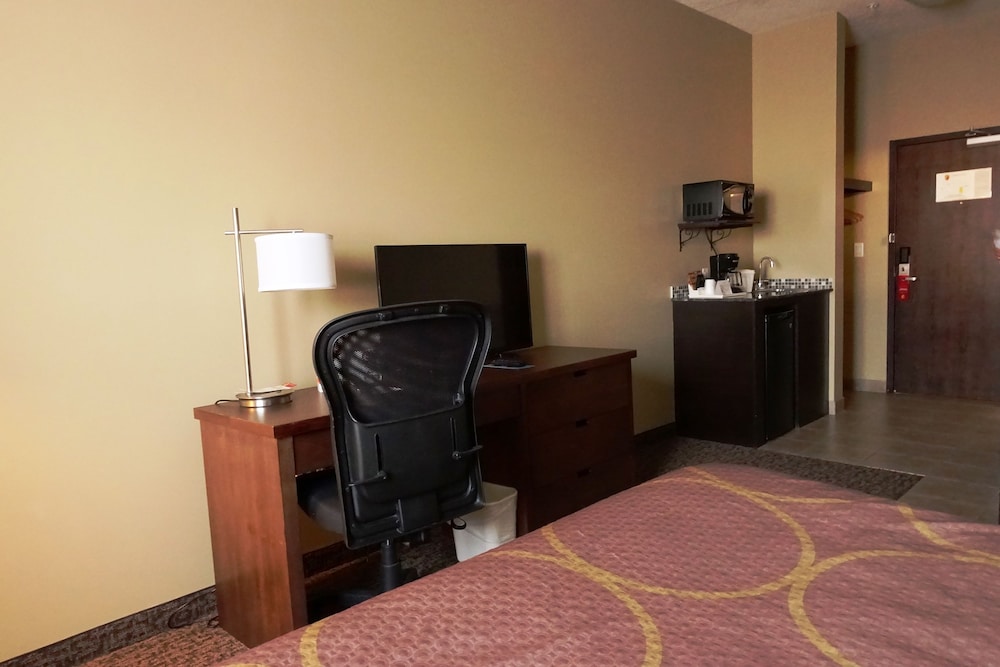 Super 8 by Wyndham Regina 20/33