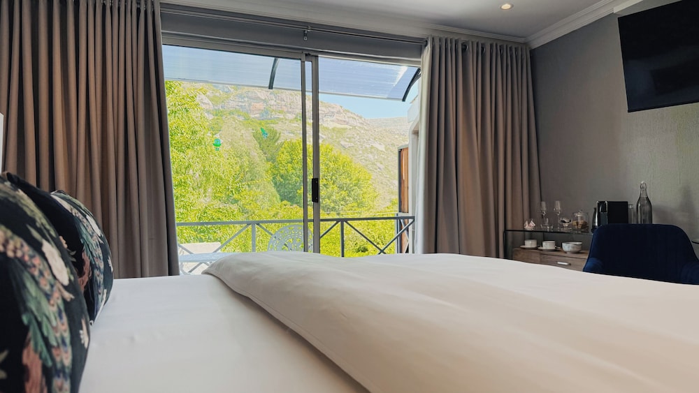 Deluxe, Double Bed