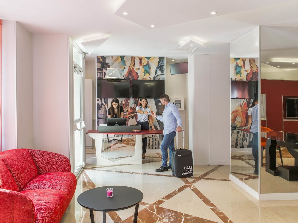 Mercure Paris Pont de Levallois Neuilly 27/43