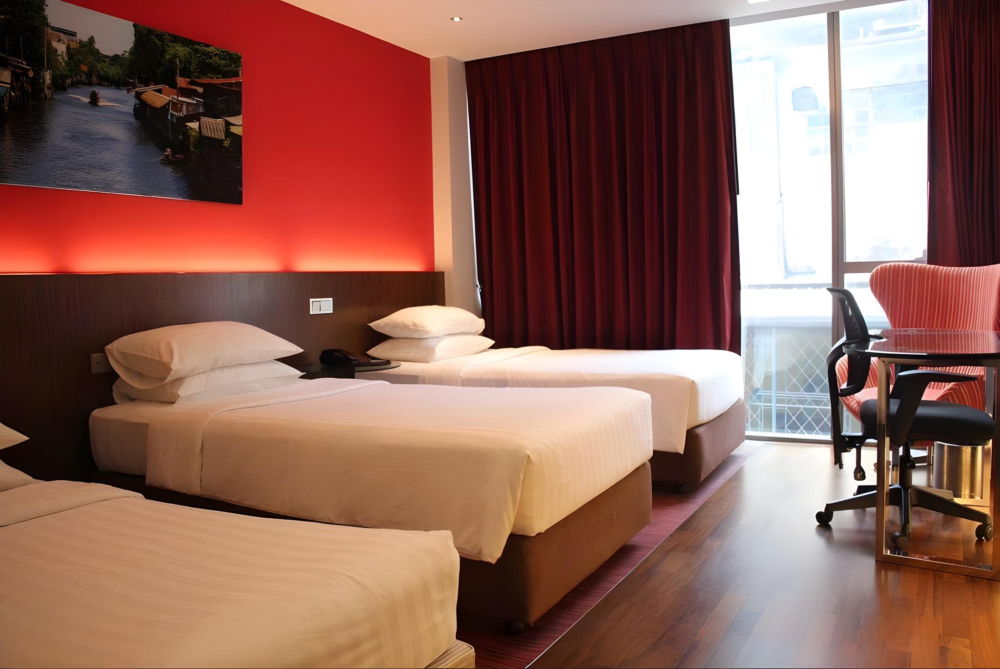 Chill, Deluxe, Triple, 3 Beds