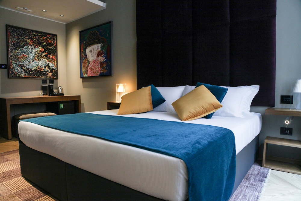Double Room Deluxe