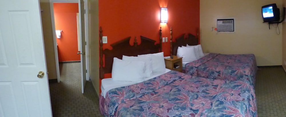 Coronada Inn and Suites 19/47