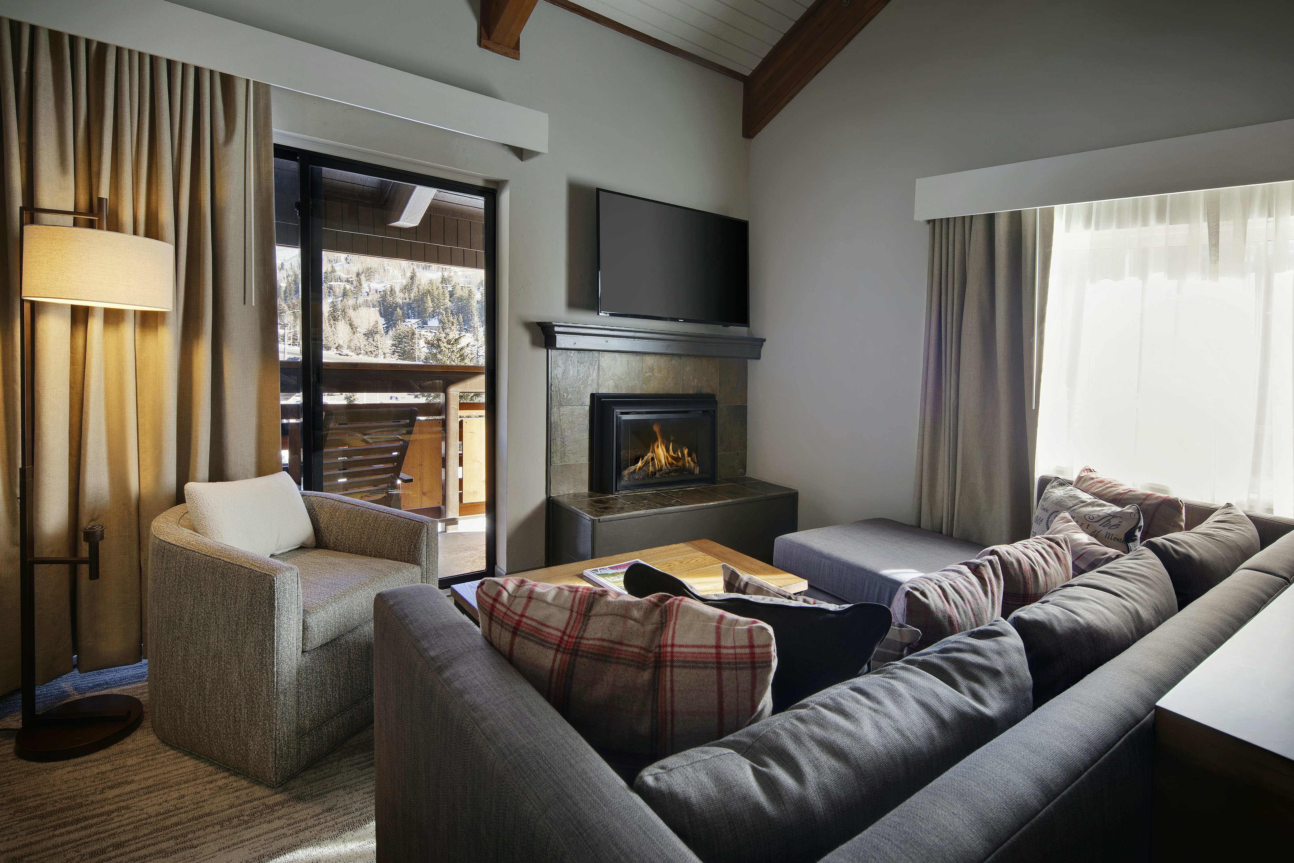 Highline Vail - a DoubleTree by Hilton 20/40