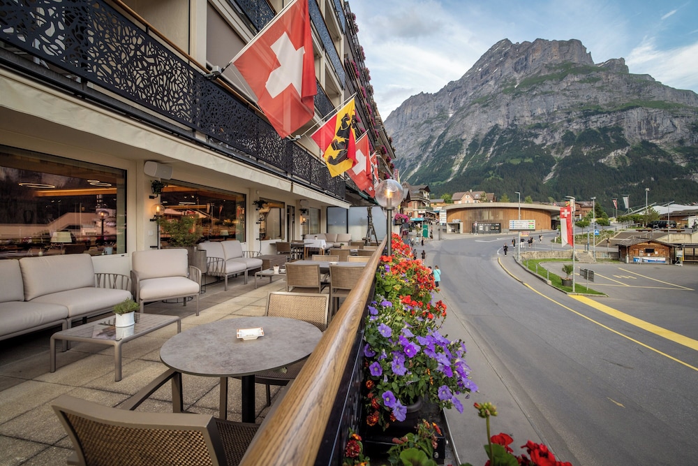 Hotel Kreuz and Post 50/56