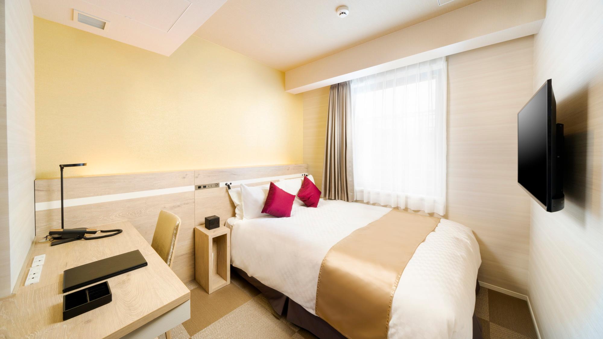 Moderate, Single, Double Bed