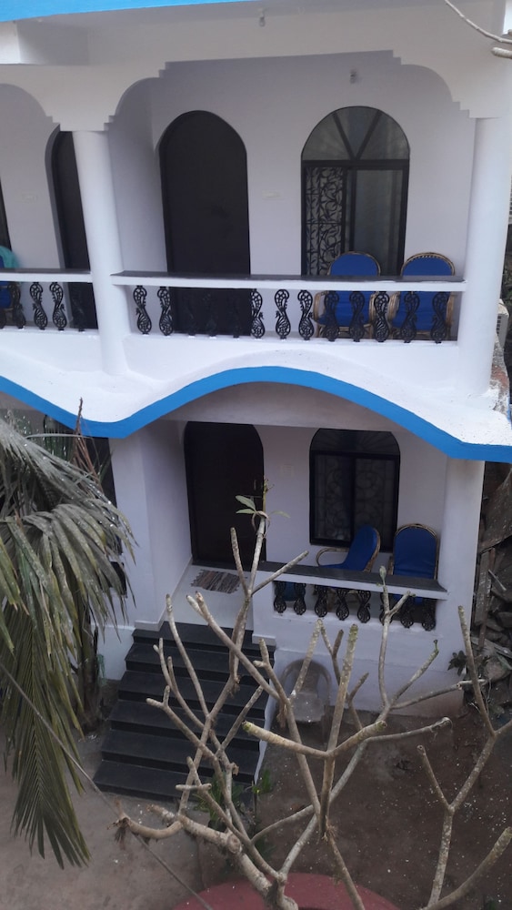Swati Hotel 59/72