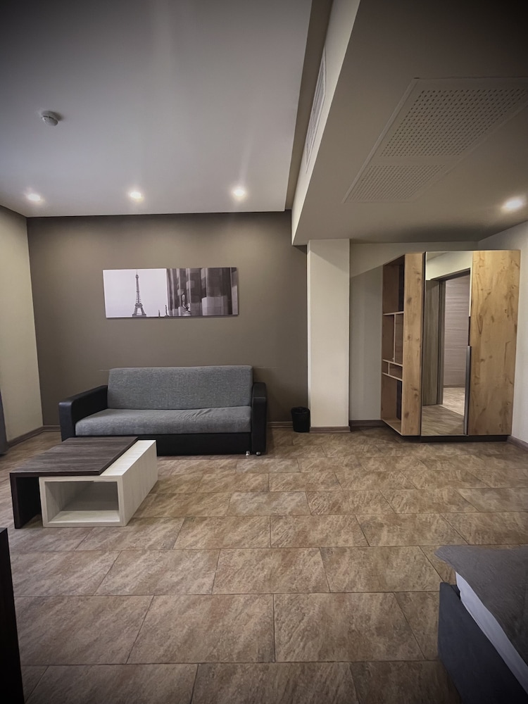 Bien Hotel 10/50