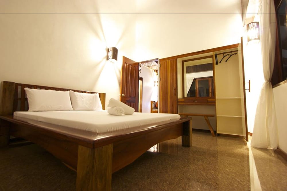 Ocean 101 Beach Resort 13/50