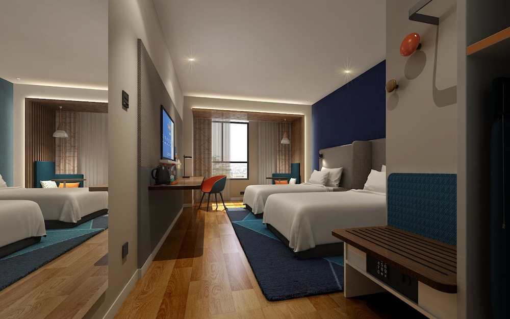 Holiday Inn Express Huaibei City Center 25/58
