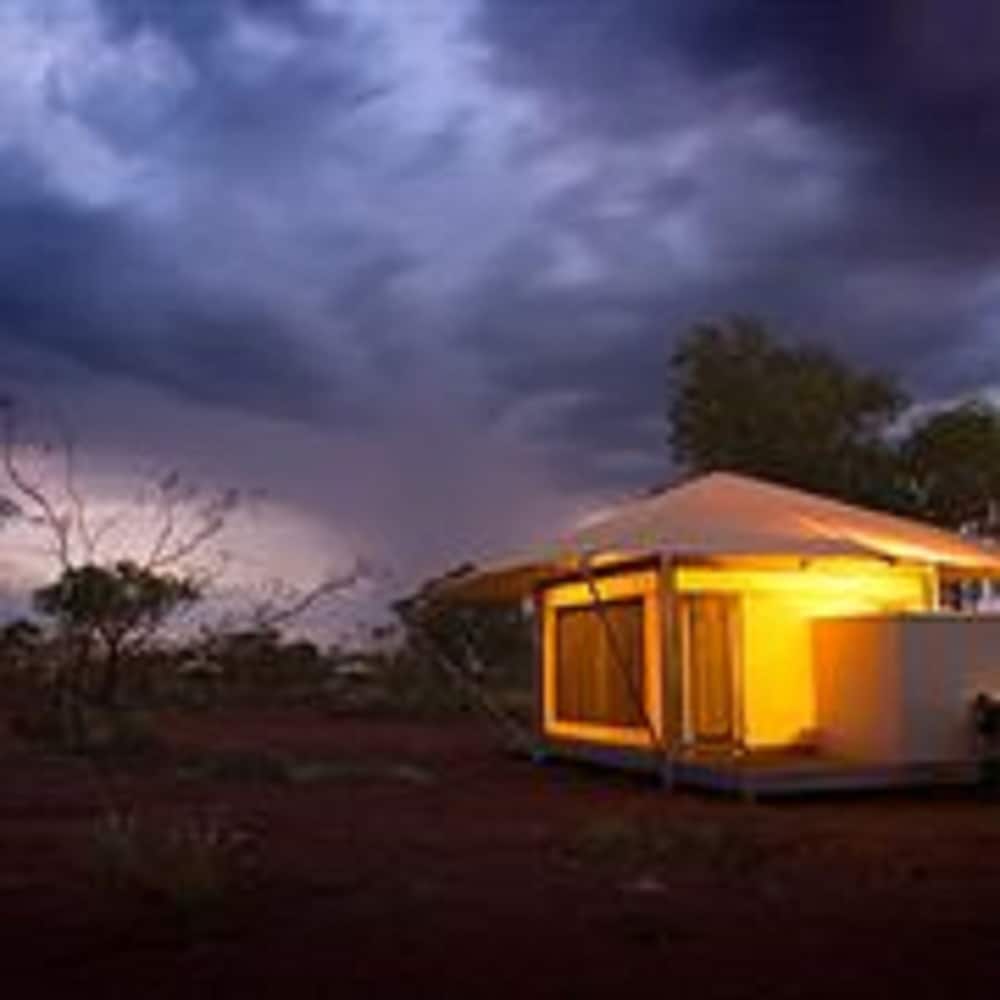 KARIJINI ECO RETREAT. 2/63