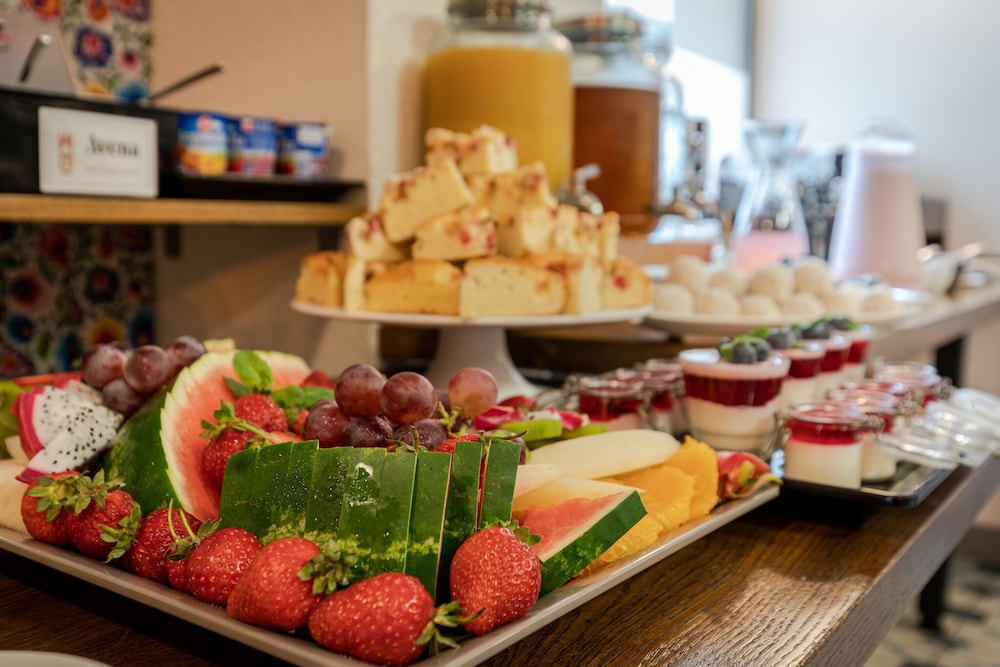 Avena By Artery Hotels 22/78