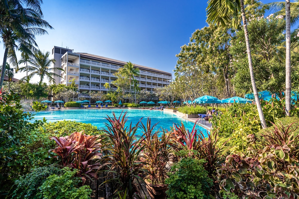 The Regent Cha Am Beach Resort 9/75