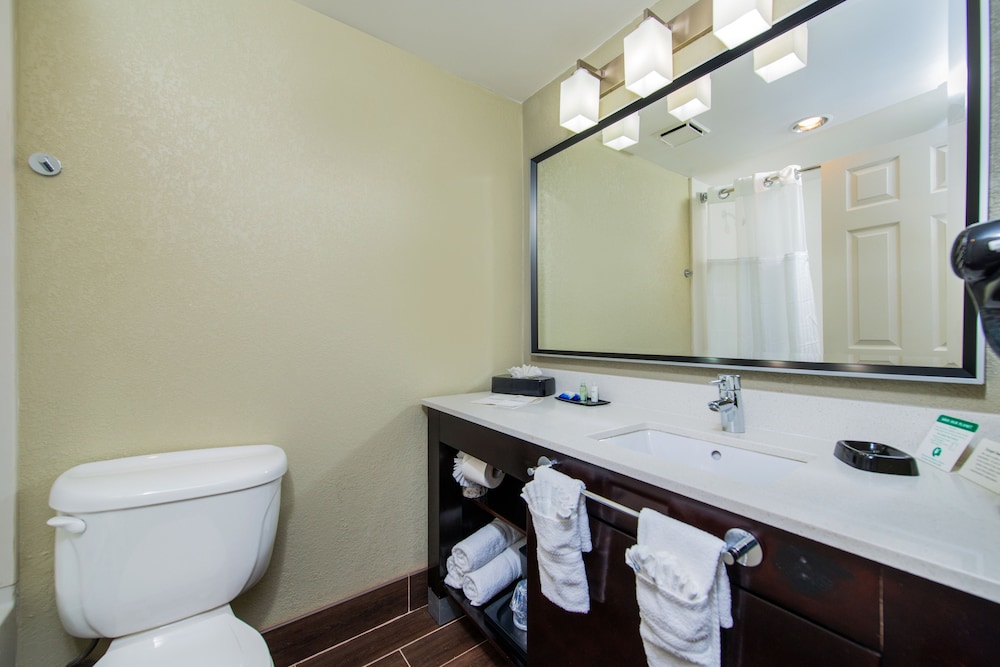 Best Western Plus Hollywood/Aventura 38/39