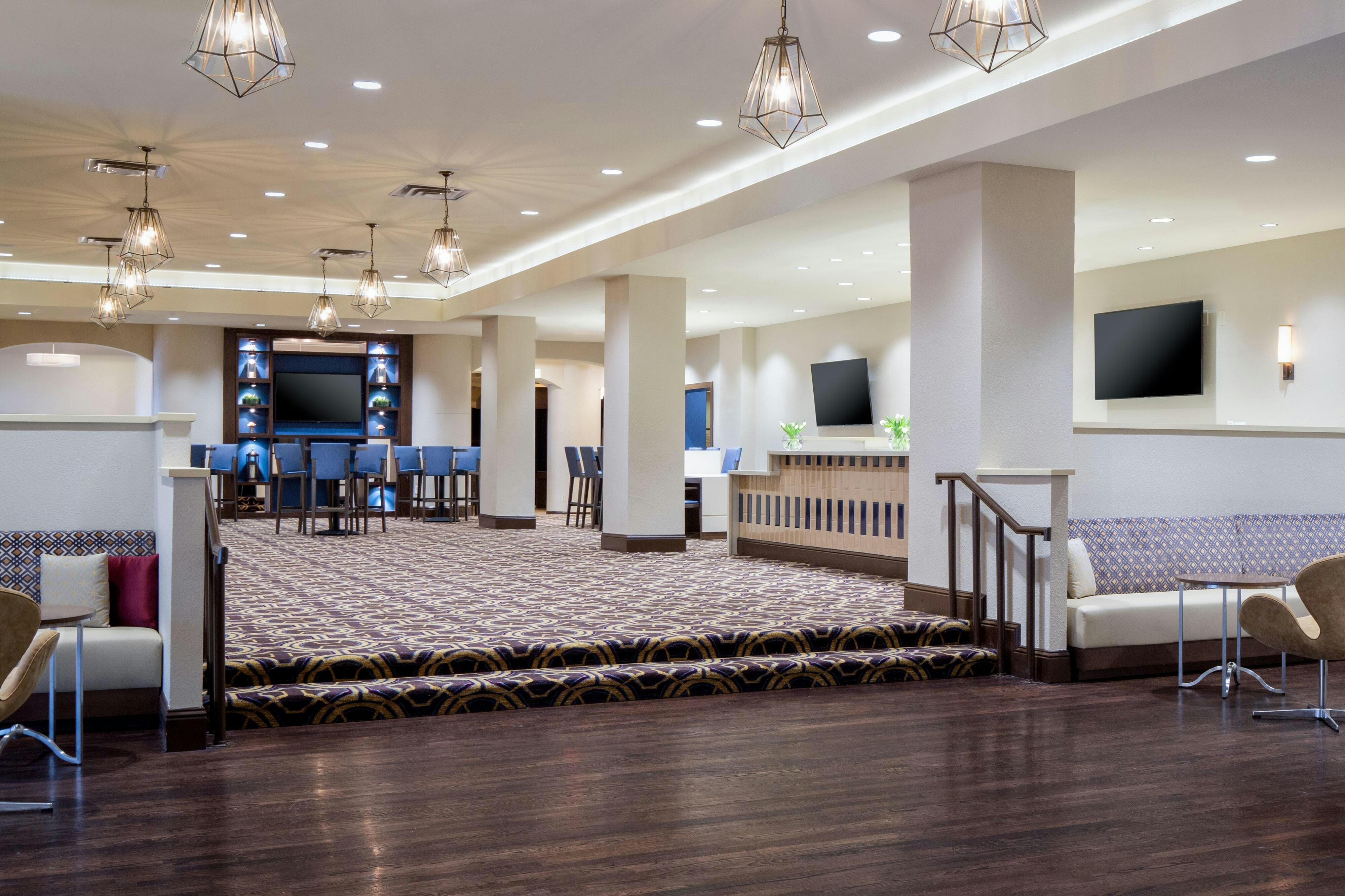 Sheraton DFW Airport Hotel 14/19